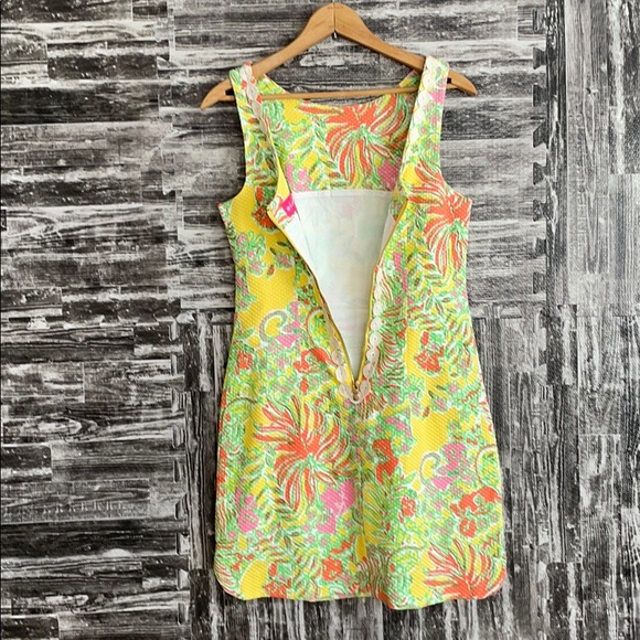 Yellow Floral Pineapple Lilly Pulitzer Dress 4 gorgeous back zipper low back - Picture 6 of 13